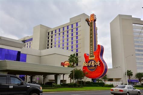 hard rock cafe in biloxi ms.